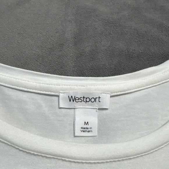 2/15 White Westport Top - Picture 7 of 8